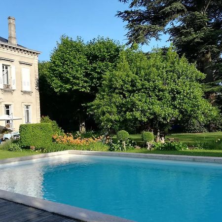 Les Palmiers Bed & Breakfast Mauves Екстериор снимка