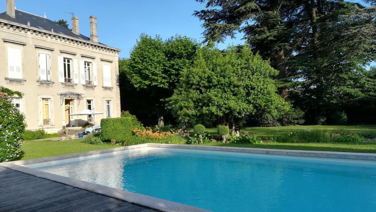 Les Palmiers Bed & Breakfast Mauves Екстериор снимка