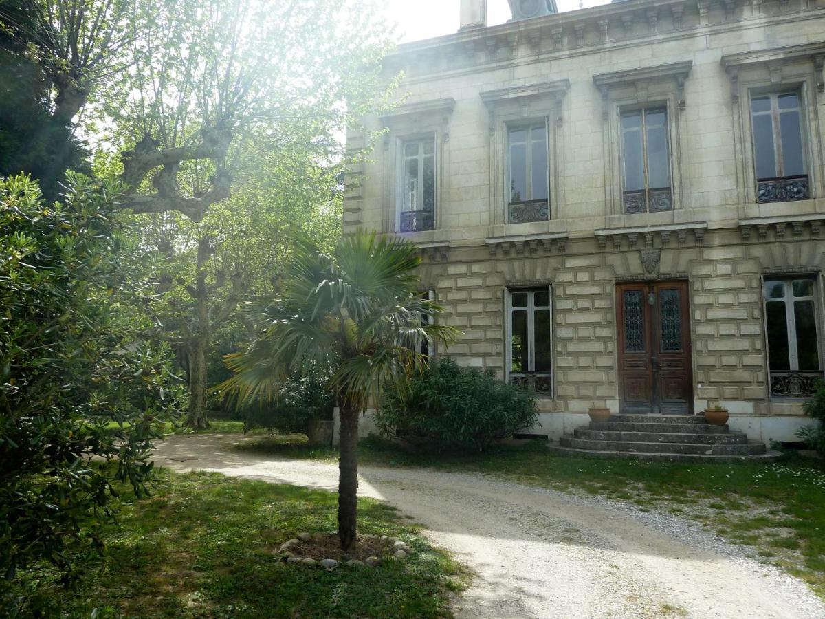 Les Palmiers Bed & Breakfast Mauves Екстериор снимка