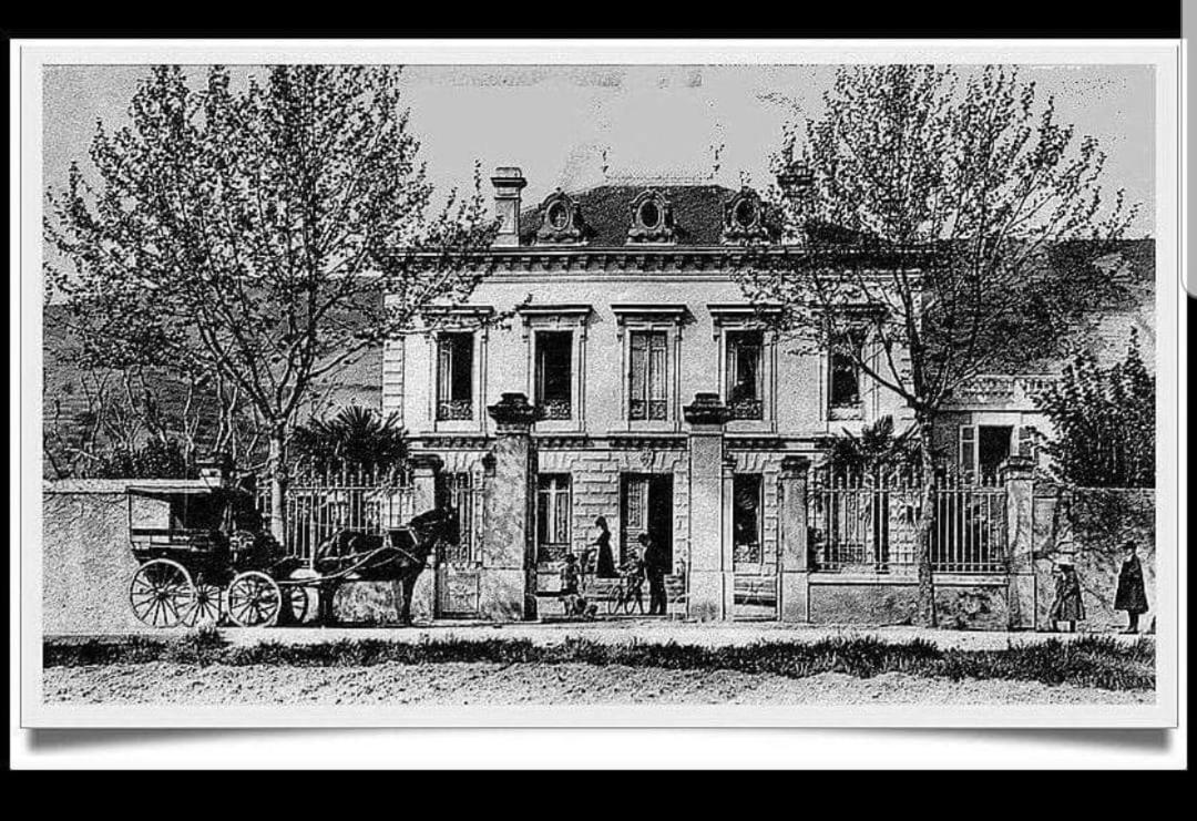 Les Palmiers Bed & Breakfast Mauves Екстериор снимка